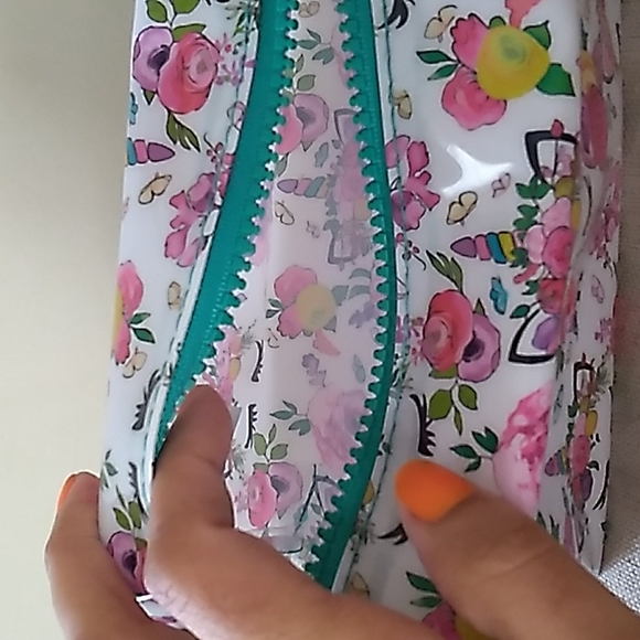 Pouch - Picture 5 of 5